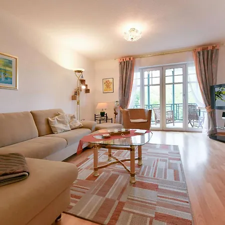 Apartment Residenz Waldschloesschen 7 *