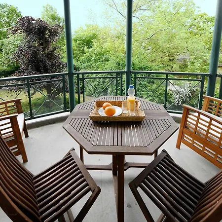Apartment Residenz Waldschloesschen 7 *